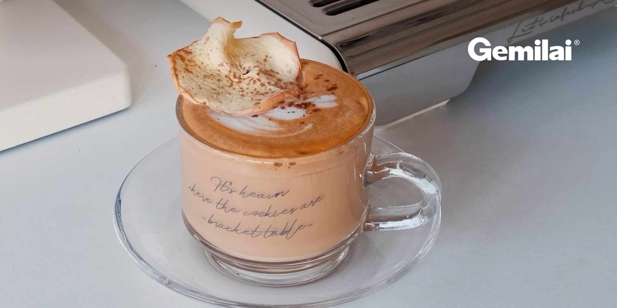 Apple Cinnamon Latte: A Warm and Spiced Coffee Delight - Gemilai
