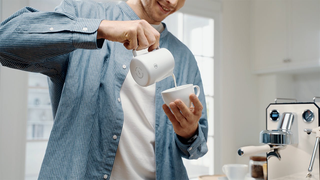 How to Make Latte Art with a Semi-Automatic Espresso Machine (Beginner Guide) - Gemilai